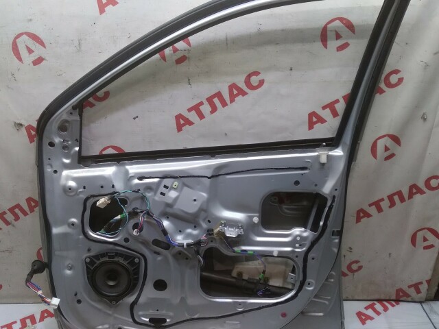 Дверь TOYOTA Vitz 