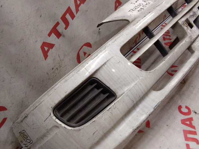 Бампер передний TOYOTA Sprinter Trueno 