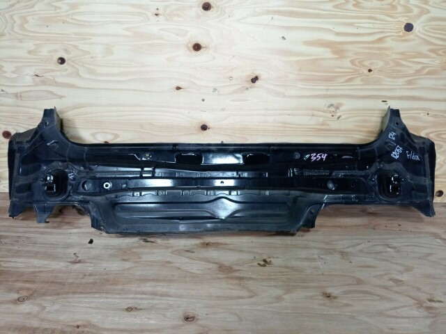 Задняя панель TOYOTA Corolla Fielder 