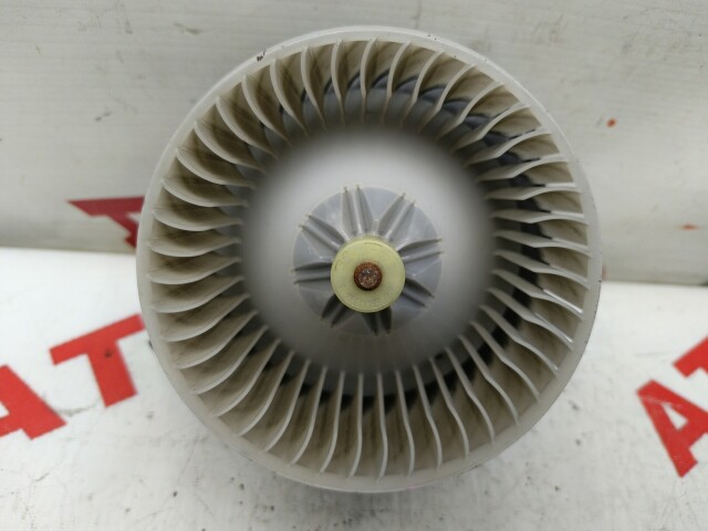 Моторчик печки TOYOTA Vitz 