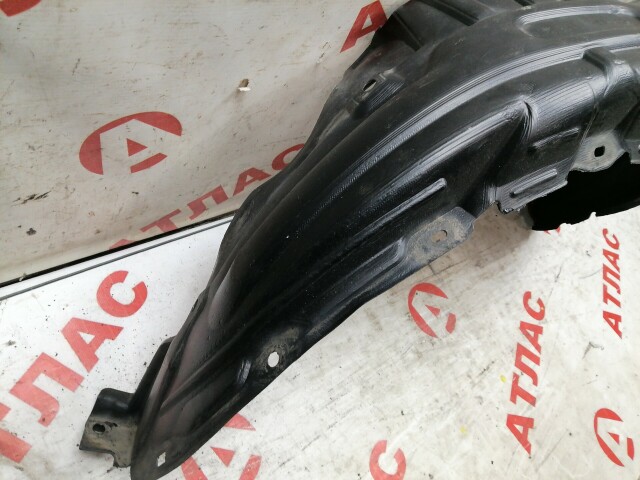 Подкрылок TOYOTA Vitz 