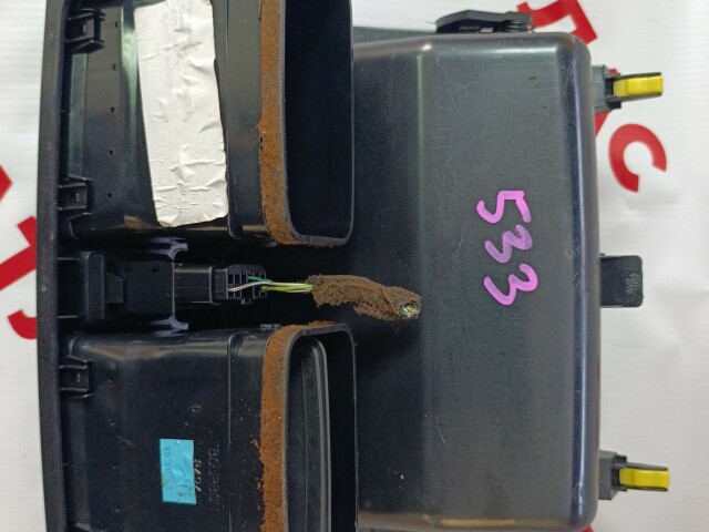 Бардачок TOYOTA Avensis 