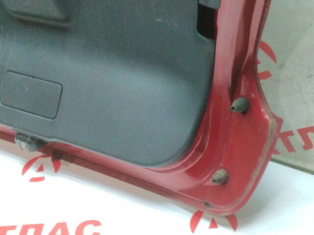 Дверь багажника NISSAN Juke 