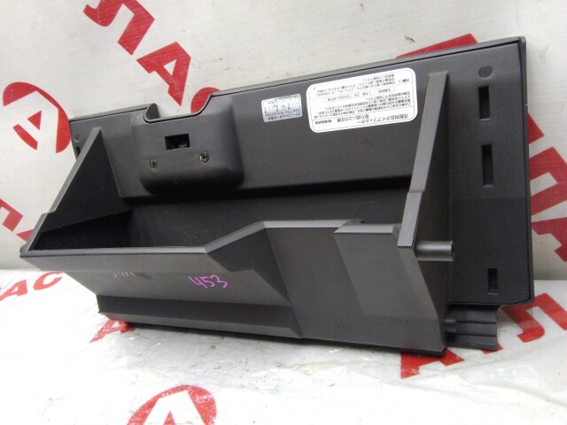 Бардачок NISSAN X-Trail 