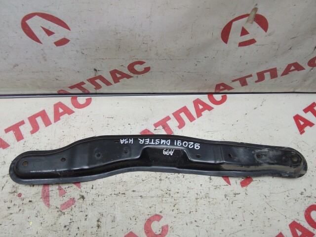 Крепление балки RENAULT Duster 