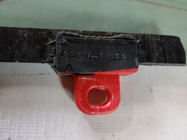 Стекло TOYOTA Vitz 