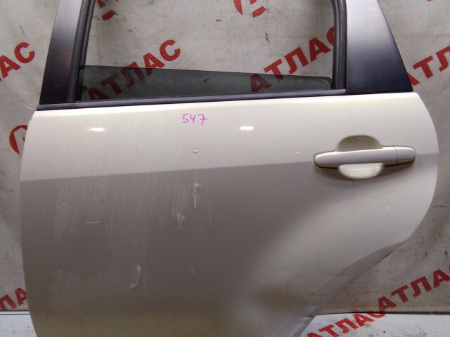 Дверь TOYOTA Ist 