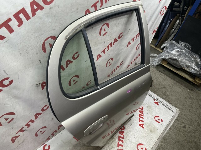 Дверь TOYOTA Platz 