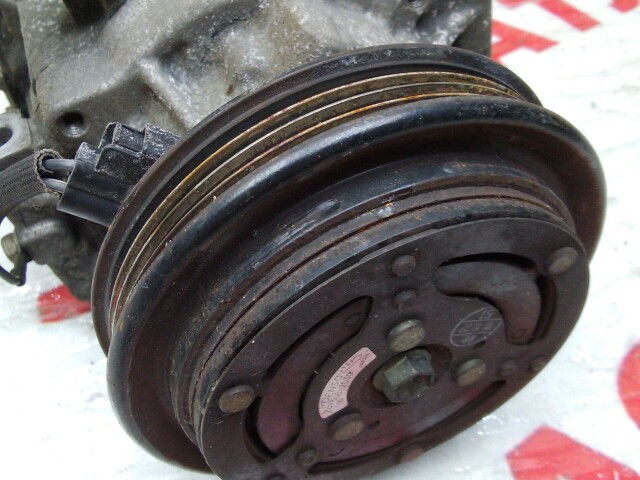 Компрессор кондиционера TOYOTA Corolla 1NZ-FE