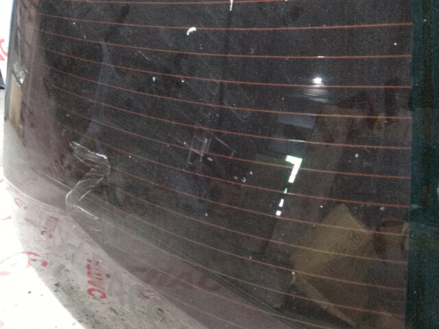 Стекло заднее TOYOTA Sprinter 