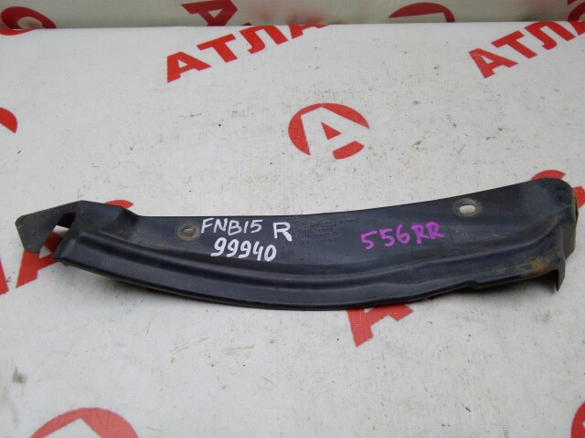 Подкрылок NISSAN Sunny 