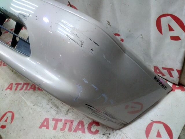 Бампер передний TOYOTA Sprinter 