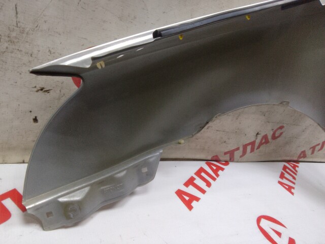 Крыло TOYOTA Avensis 