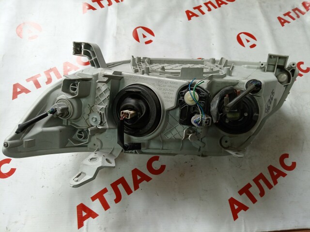 Фара TOYOTA Corolla 