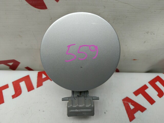 Лючок бензобака TOYOTA Vitz 