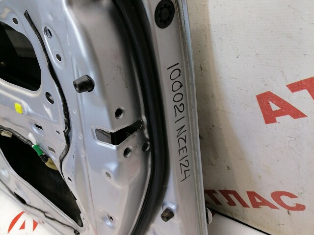 Дверь TOYOTA Corolla 