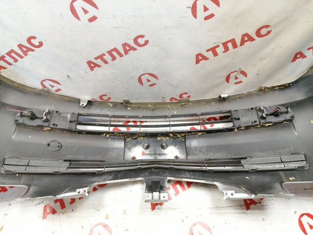Бампер передний TOYOTA Ractis 