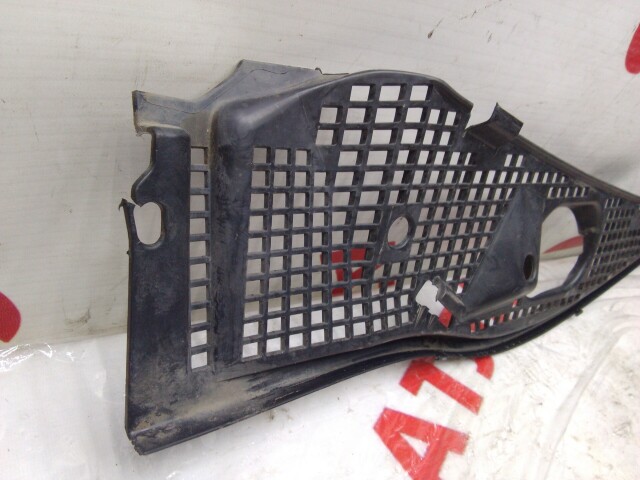 Жабо RENAULT Duster 