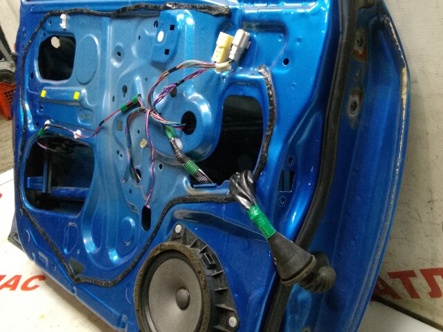 Дверь TOYOTA Corolla Runx 