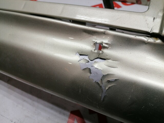 Бампер задний TOYOTA Vitz 