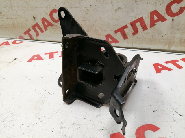 Подушка ДВС TOYOTA Ractis 