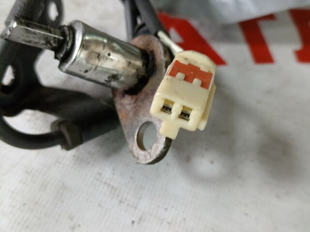 Датчик ABS MAZDA Premacy 