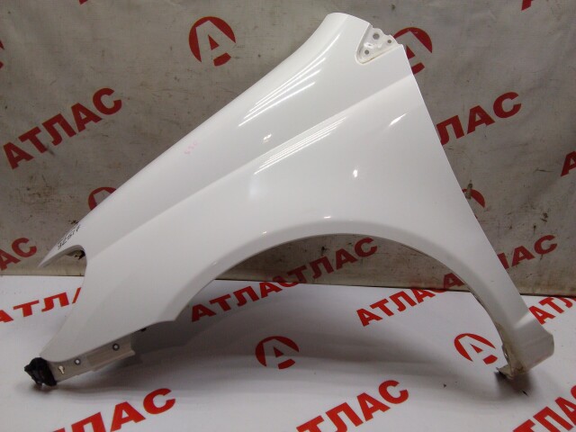 Крыло TOYOTA Platz 