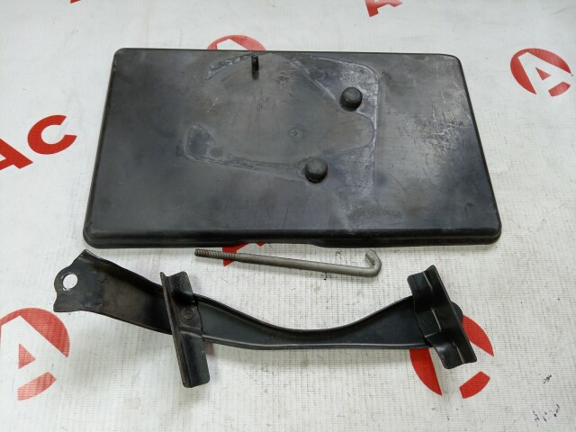 Крепление аккумулятора TOYOTA Corolla 