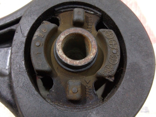 Подушка ДВС SUBARU - EJ15