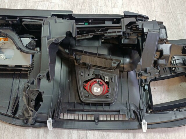 Торпедо MAZDA 3 