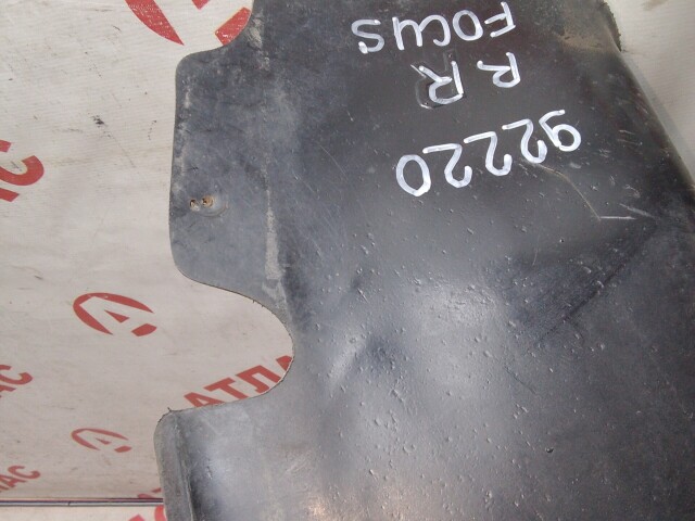 Подкрылок FORD Focus II 