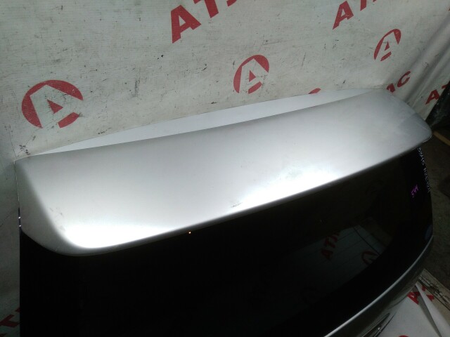 Дверь багажника TOYOTA Corolla Fielder 