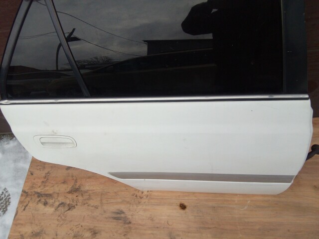 Дверь TOYOTA Corona Premio 