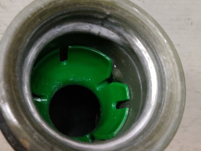 Горловина бензобака TOYOTA Vitz 