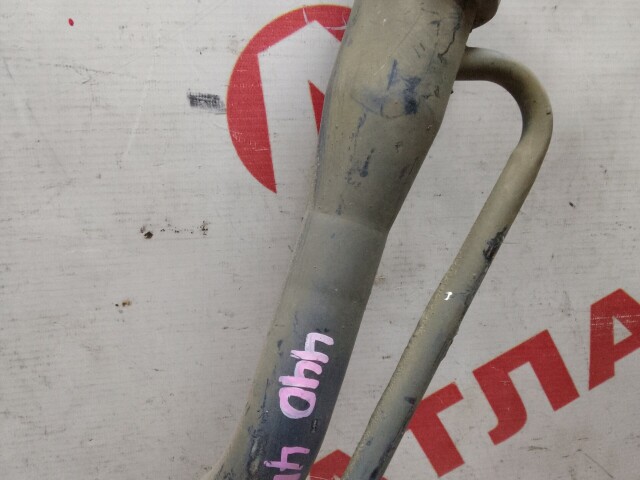 Горловина бензобака TOYOTA Platz 