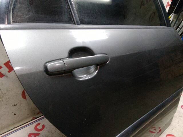 Дверь TOYOTA Corolla 