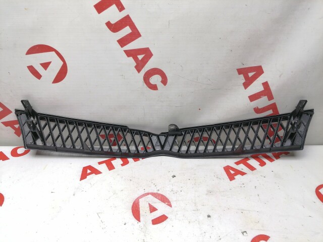 Решетка радиатора TOYOTA Platz 