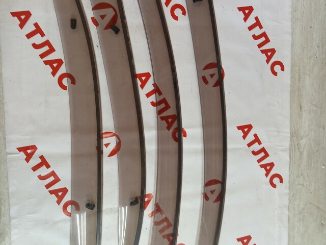 Ветровик TOYOTA Avensis 