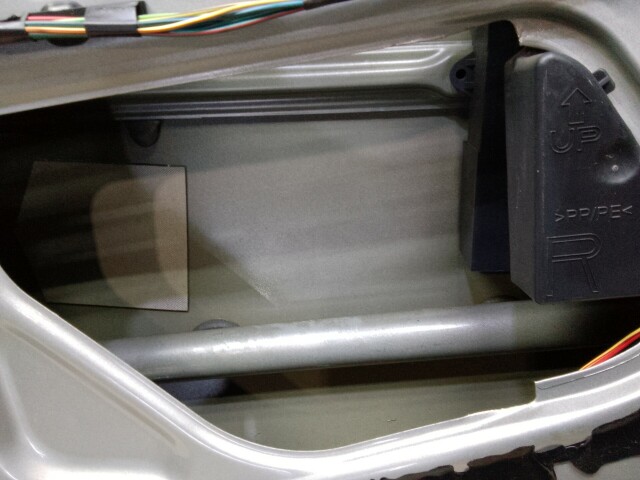 Дверь TOYOTA Avensis 