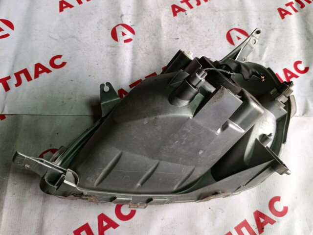 Фара TOYOTA Vitz 