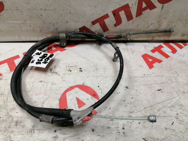 Трос ручника TOYOTA Ractis 
