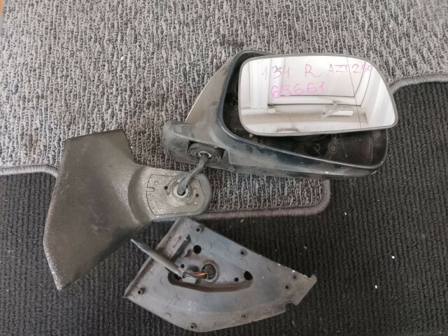 Зеркало TOYOTA Avensis 