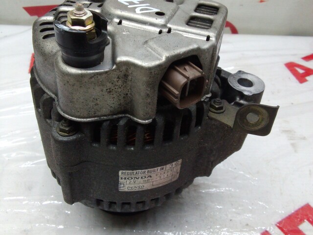 Генератор HONDA Stream D17A