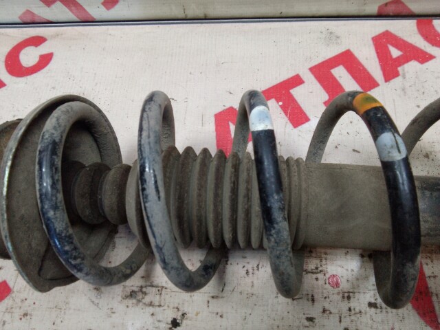 Стойка RENAULT Duster 