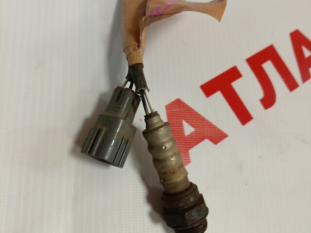 Датчик кислородный TOYOTA Camry 