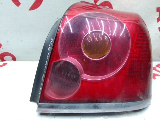 Стоп TOYOTA Avensis 