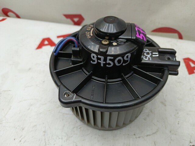 Моторчик печки TOYOTA Platz 