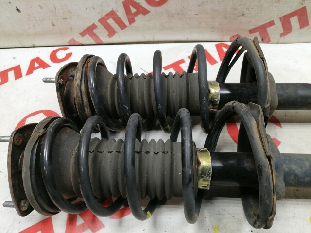 Стойка TOYOTA Vitz 