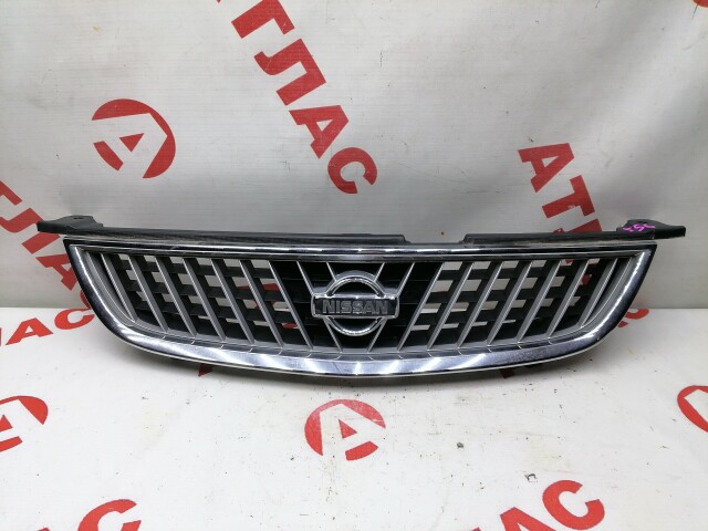 Решетка радиатора NISSAN Sunny 