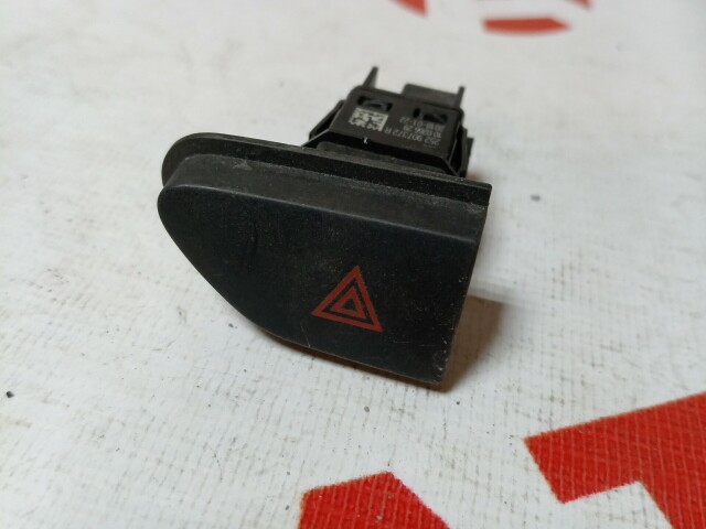 Кнопка включения аварийной остановки RENAULT Duster 